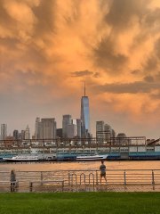 SUMMER - CHELSEA PIER - NEW YORK